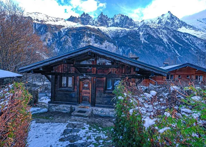 Alpstuga Inouk 4 People Center *