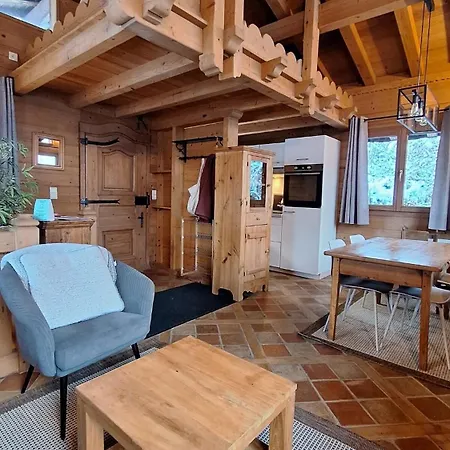 Inouk 4 People Center Chamonix