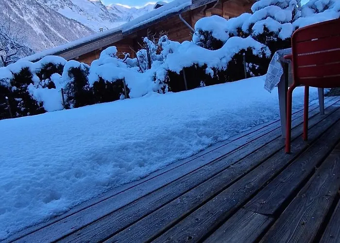 Chalet Inouk 4 People Center